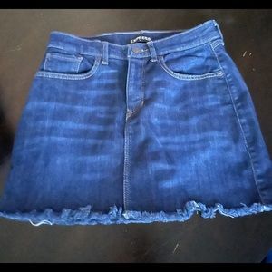 Express. Size 0. (Like New) Jean skirt